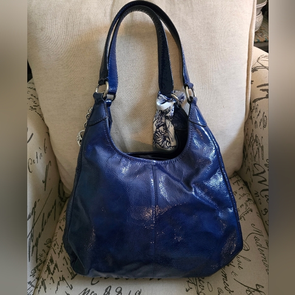 Coach Madison Maggie Patent Leather Shoulder Bag EUC w/ Twilly & Charm - Picture 3 of 17